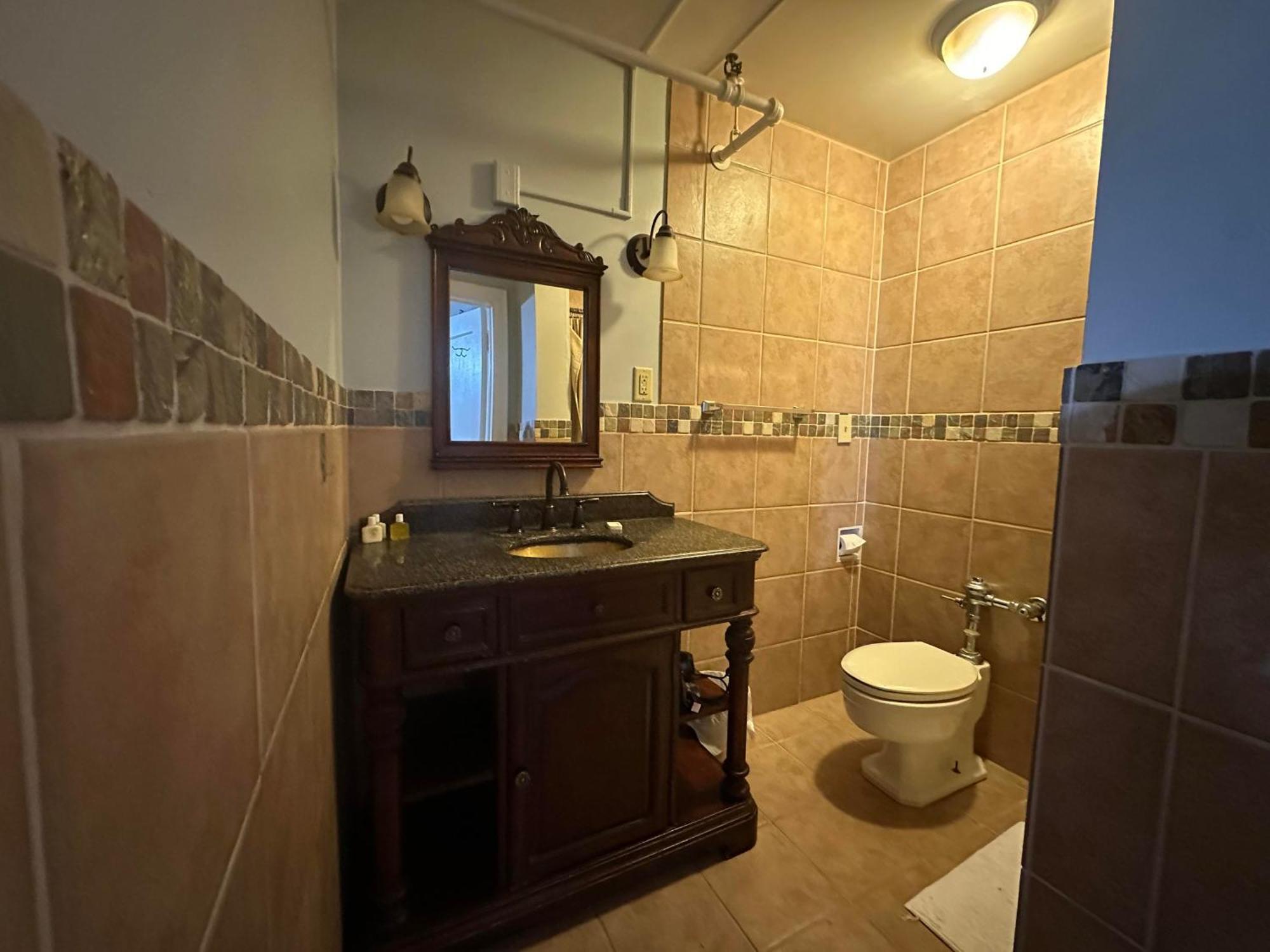 The Oaks B&B Hotel And Spiritual Center Jamestown Ngoại thất bức ảnh